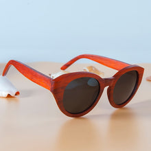 Load image into Gallery viewer, Women's Sunglasses New Red Wood Bamboo