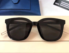 Load image into Gallery viewer, Men's Sunglasses Style Gentle Flat Lens