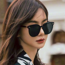 Load image into Gallery viewer, Women's Sunglasses Cat Eye